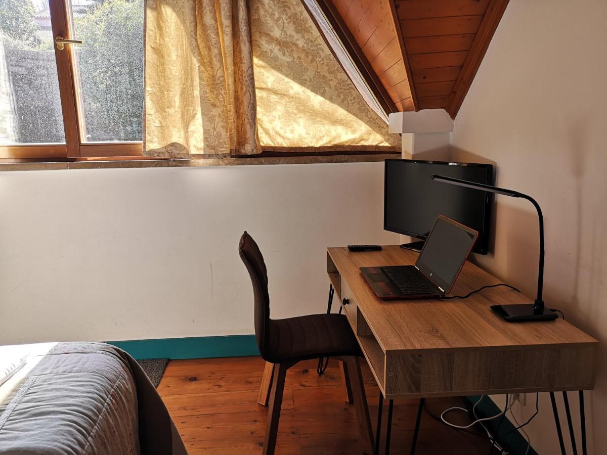 Guest House Villa Dos Poetas Sintra Exteriör bild A home office