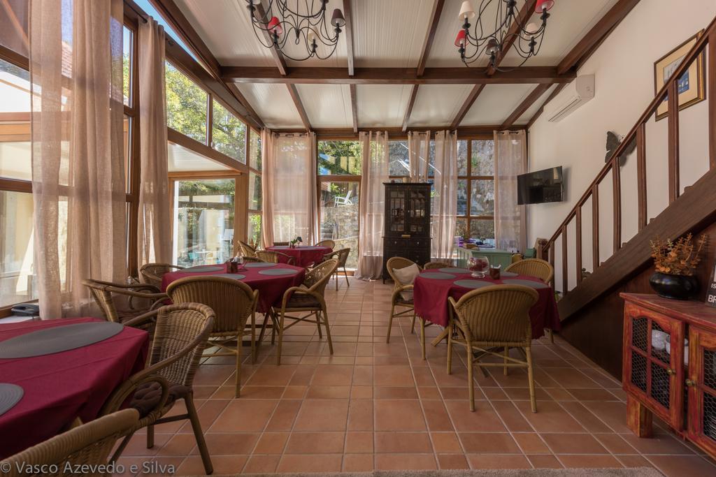 Guest House Villa Dos Poetas Sintra Exteriör bild Restaurant