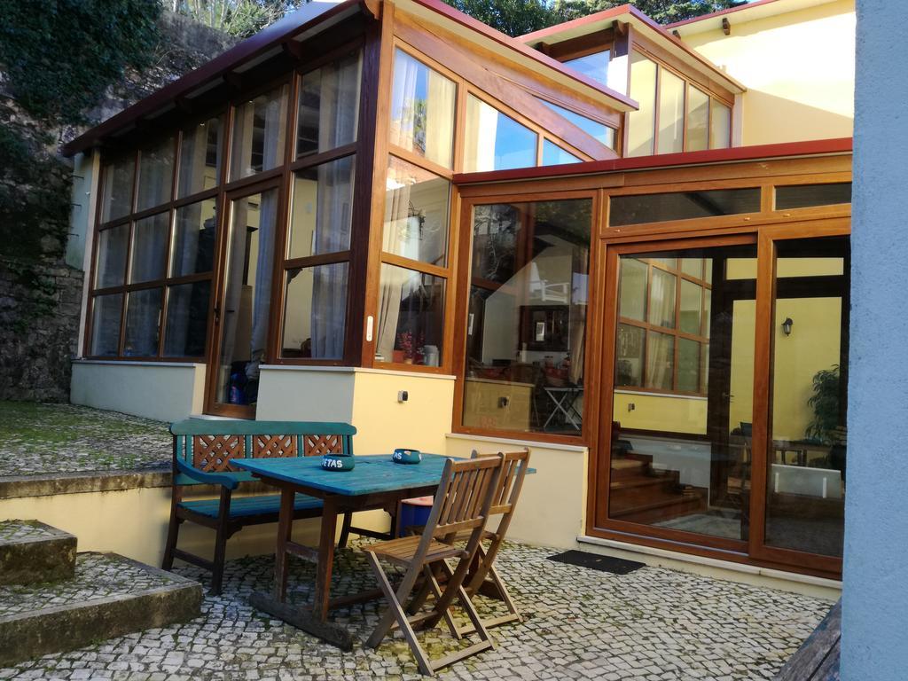 Guest House Villa Dos Poetas Sintra Exteriör bild The conservatory at the house of the writer, in Rio de Janeiro